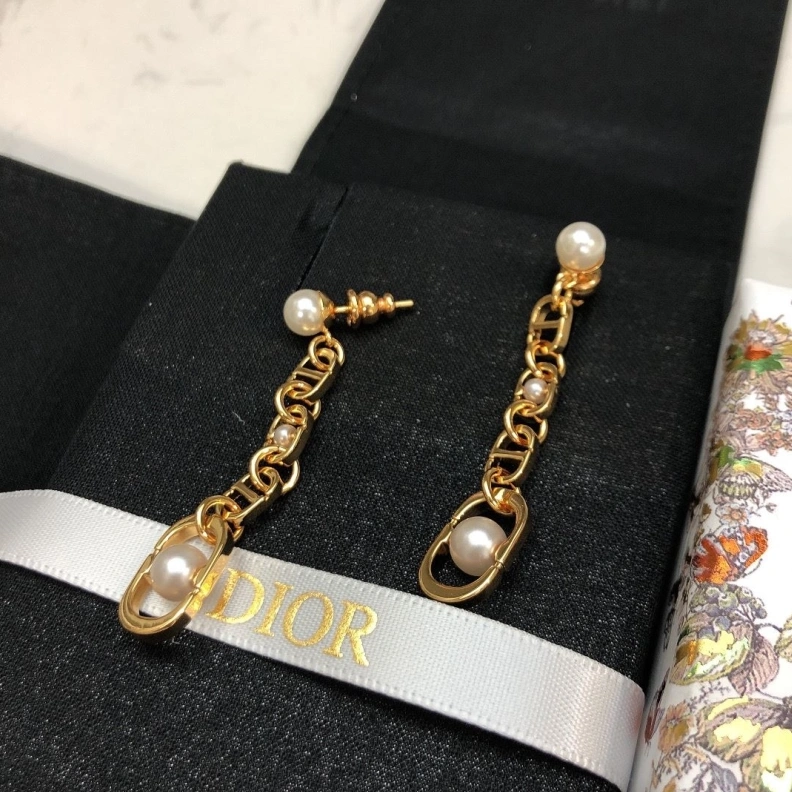Christian Dxxr Earrings Resilient 294447