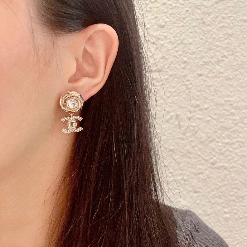 Fashionable Chxnxl Earrings 287109
