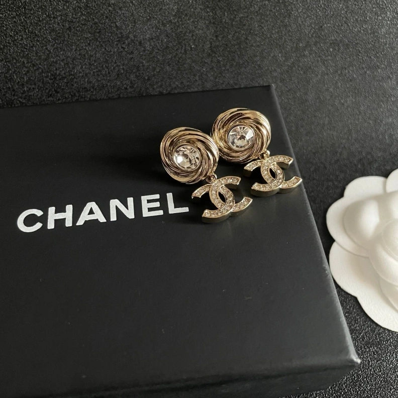 Fashionable Chxnxl Earrings 287109