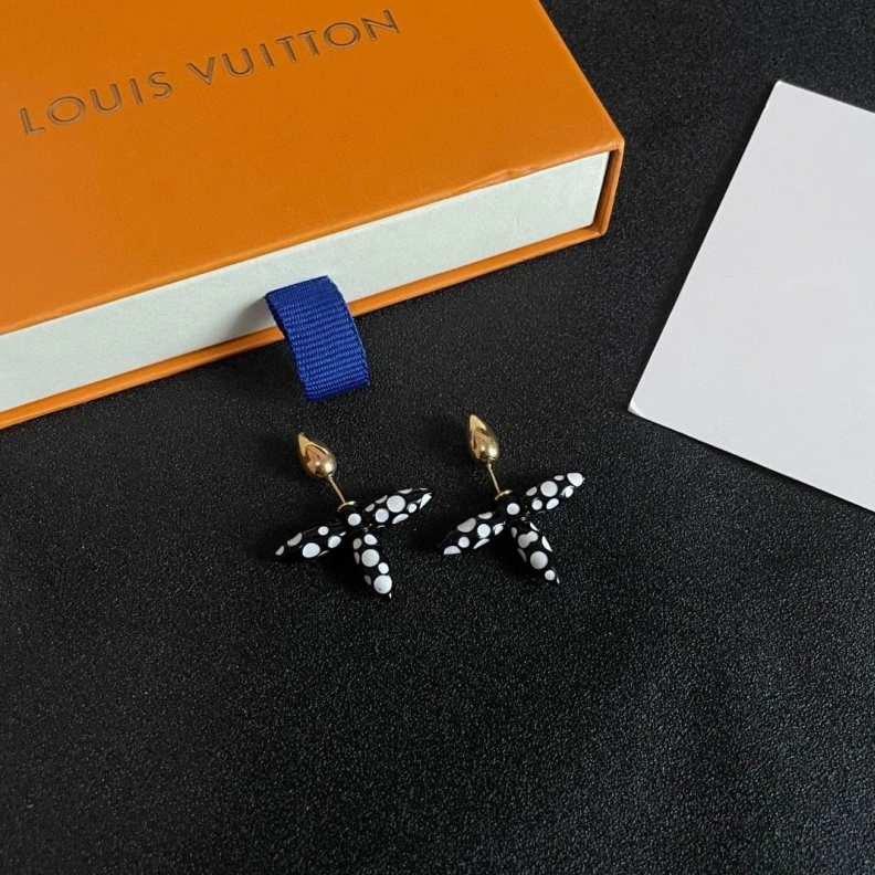 LX Earrings Fashionable 309426