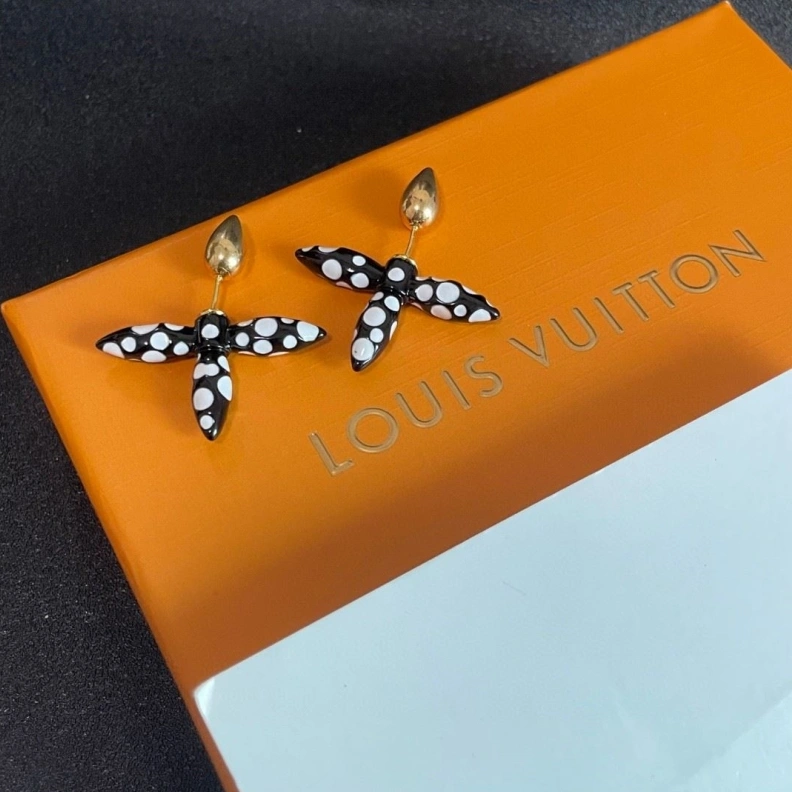 LX Earrings Fashionable 309426