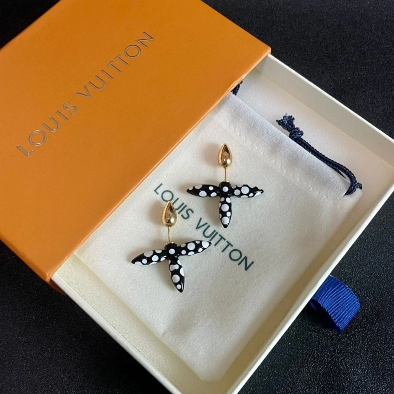 LX Earrings Fashionable 309426