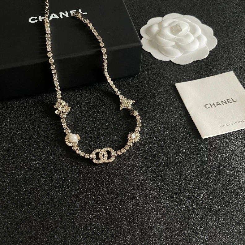 Bold Chxnxl Necklaces 286641