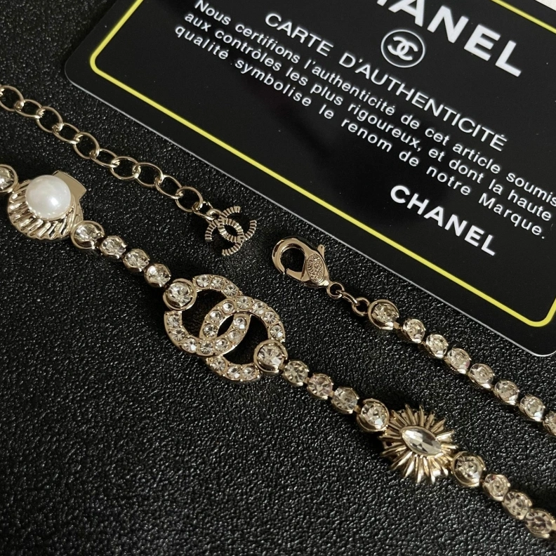 Bold Chxnxl Necklaces 286641