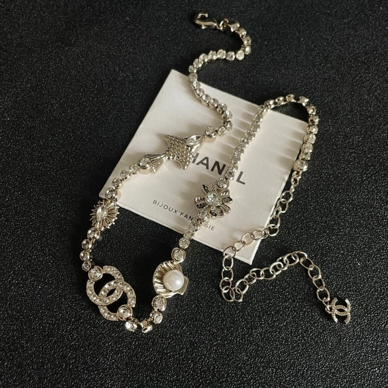 Bold Chxnxl Necklaces 286641