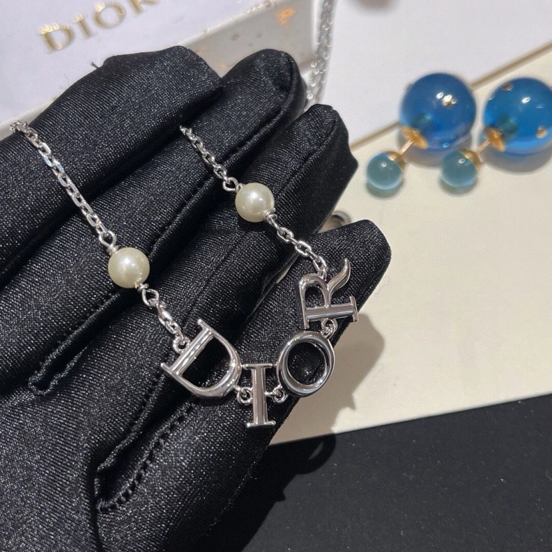 Sophisticated Christian Dxxr Necklaces 294353