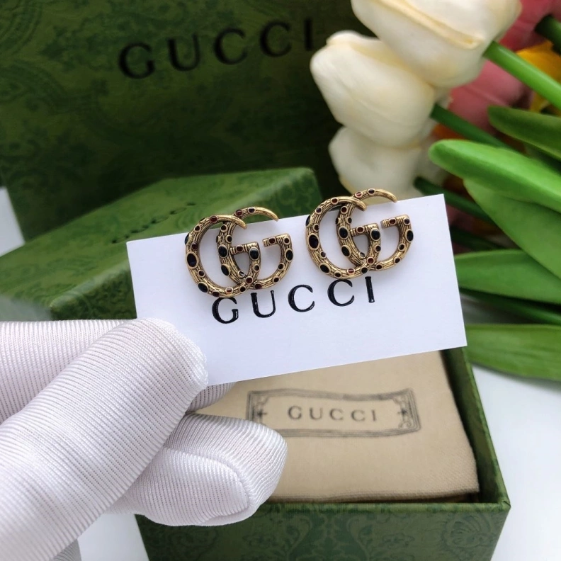 Elegant Gxccx Earrings 303154