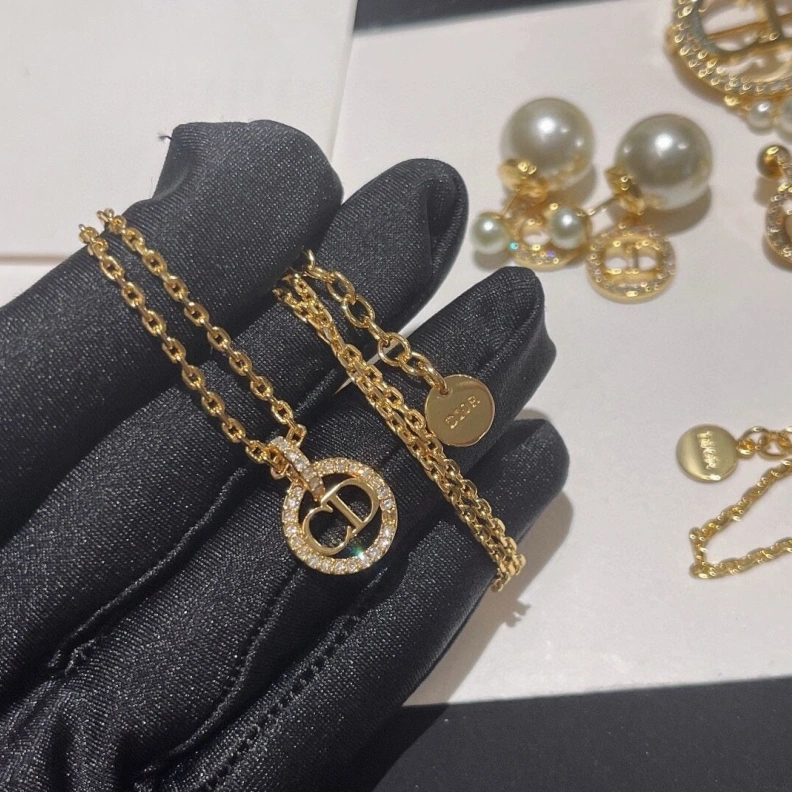 Christian Dxxr Necklaces Classic 294352