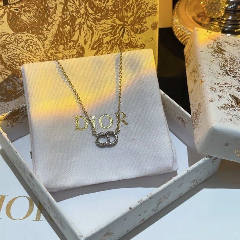 EyeCatching Christian Dxxr Necklaces 294351