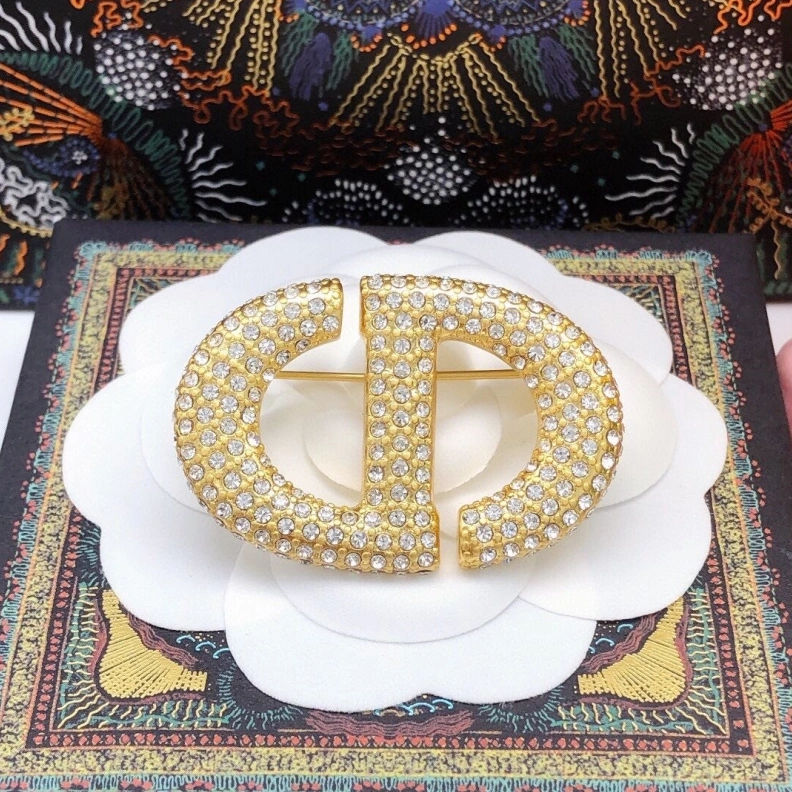Christian Dxxr Brooches Comfortable 294582