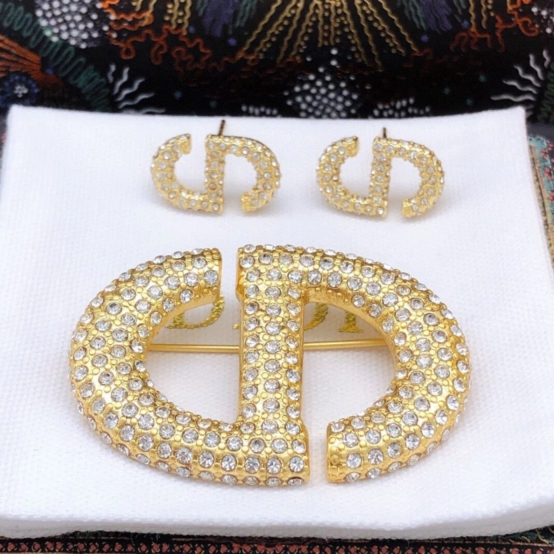 Christian Dxxr Brooches Comfortable 294582