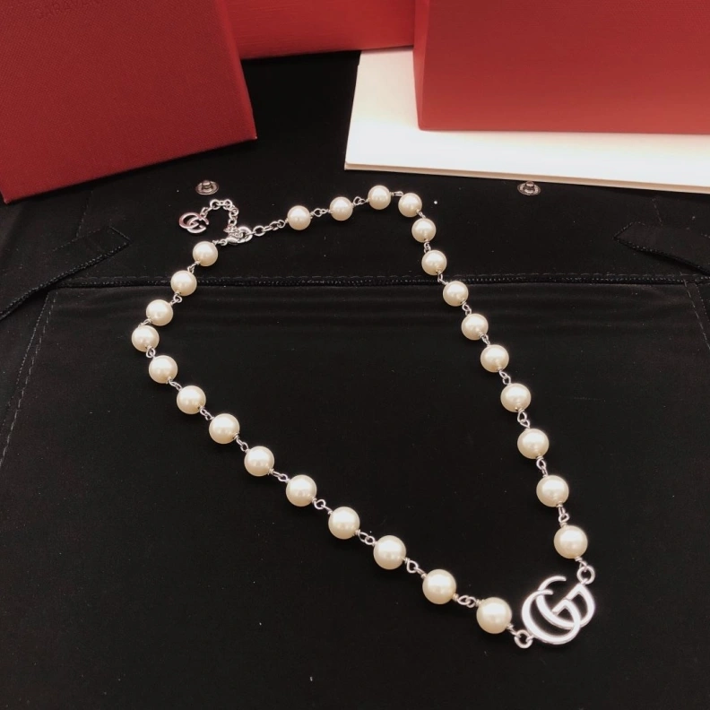 EyeCatching Gxccx Necklaces 303033