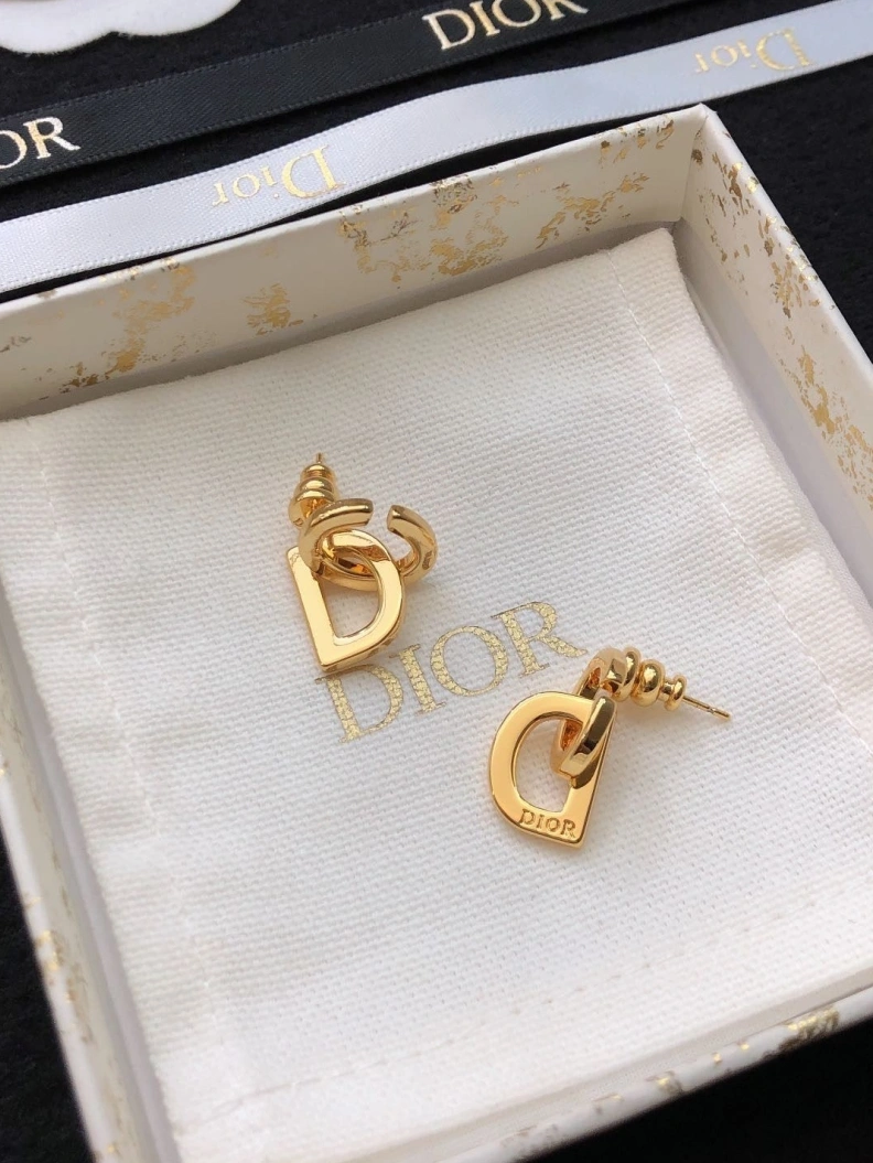 BestValue Christian Dxxr Earrings 294452