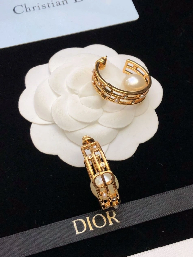 Christian Dxxr Earrings Cozy 294445