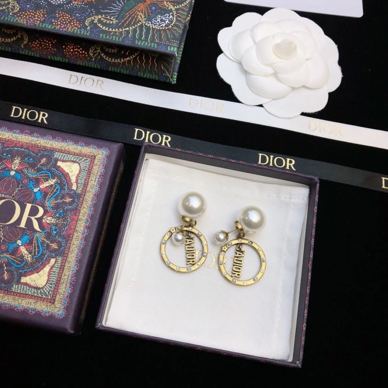 EyeCatching Christian Dxxr Earrings 294440
