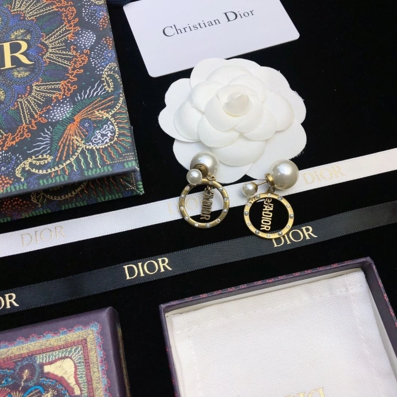 EyeCatching Christian Dxxr Earrings 294440