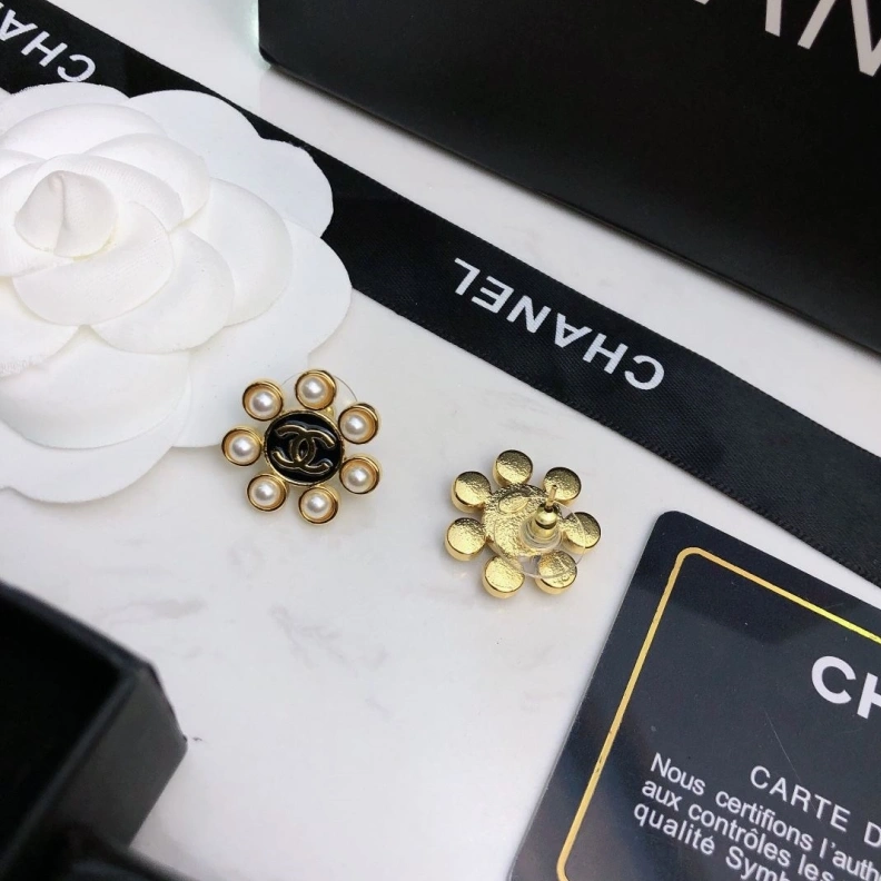 Comfortable Chxnxl Earrings 287095