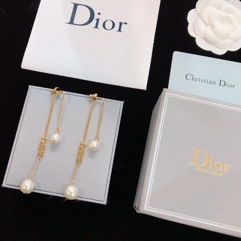 Reliable Christian Dxxr Earrings 294439