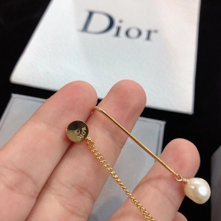 Reliable Christian Dxxr Earrings 294439