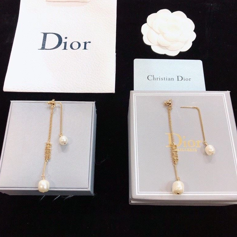 Reliable Christian Dxxr Earrings 294439