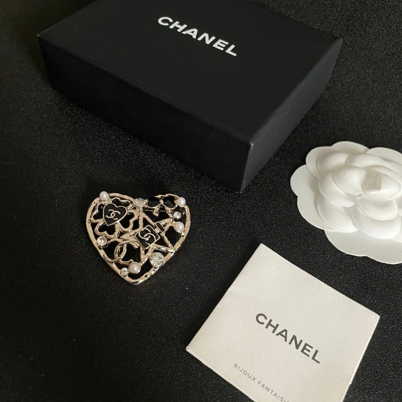 Affordable Chxnxl Brooches 287751