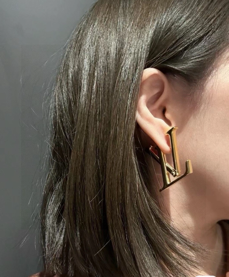 LX Earrings Soft 309407
