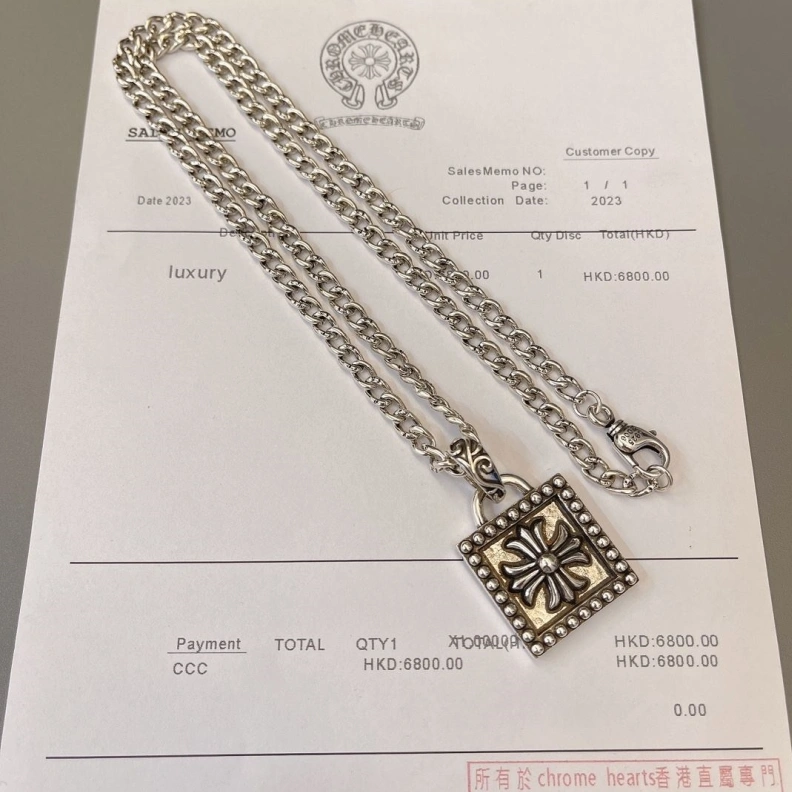 Resilient Chrxmx Hxxrts Necklaces 297688