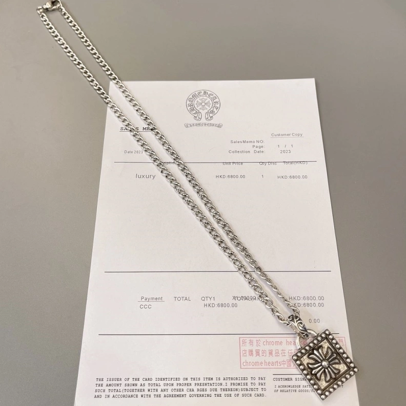 Resilient Chrxmx Hxxrts Necklaces 297688