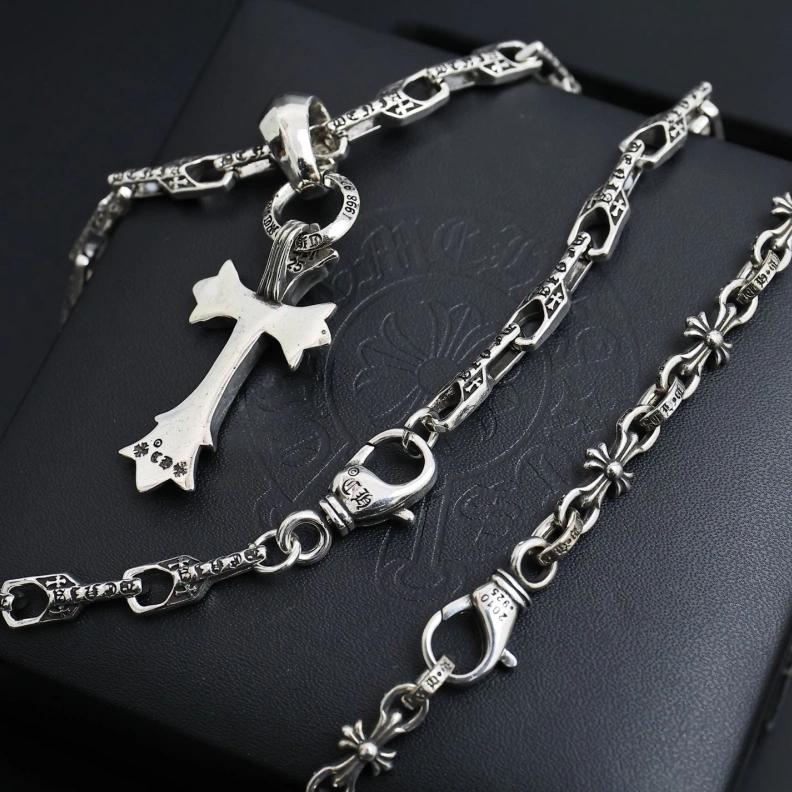 Chrxmx Hxxrts Necklaces Soft 297683