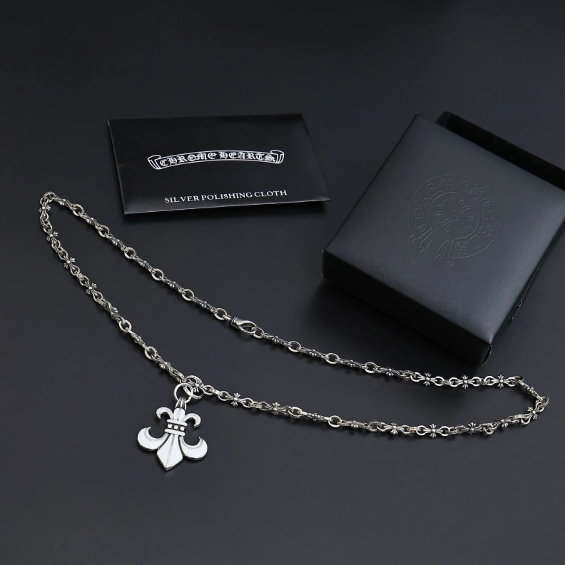 Refined Chrxmx Hxxrts Necklaces 297680