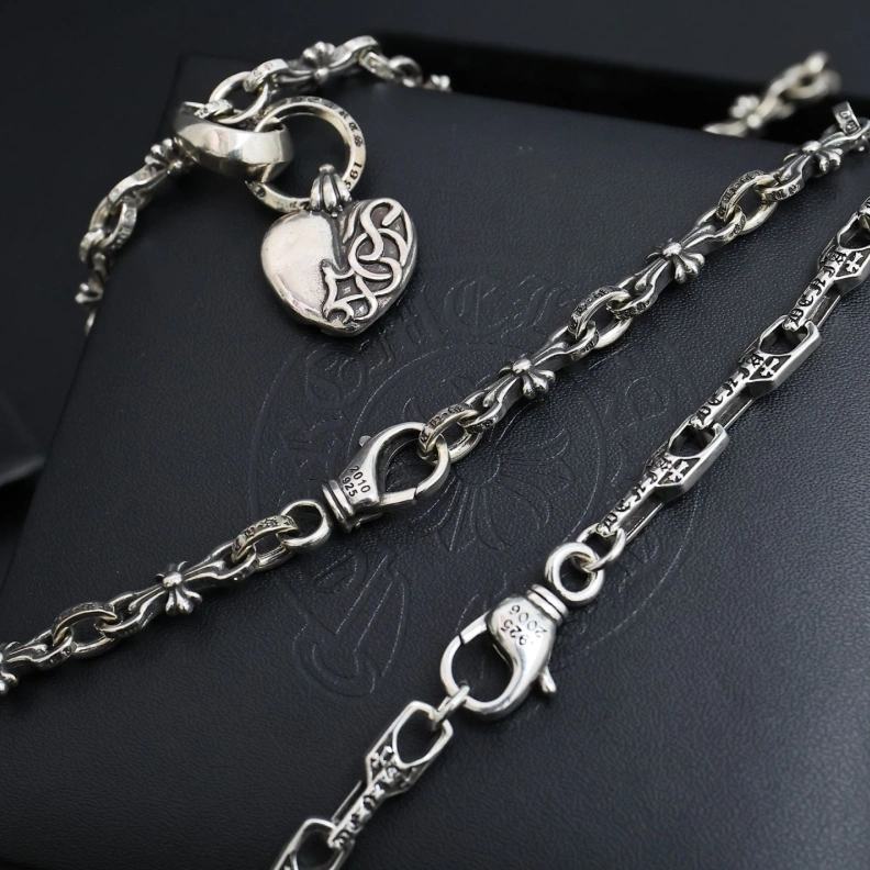 DailyWear Chrxmx Hxxrts Necklaces 297677