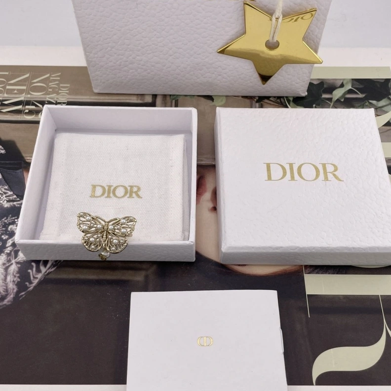 Versatile Christian Dxxr Necklaces 294320