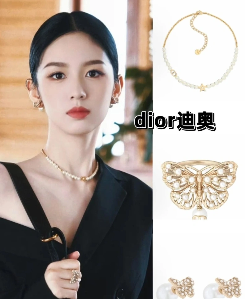 Versatile Christian Dxxr Necklaces 294320