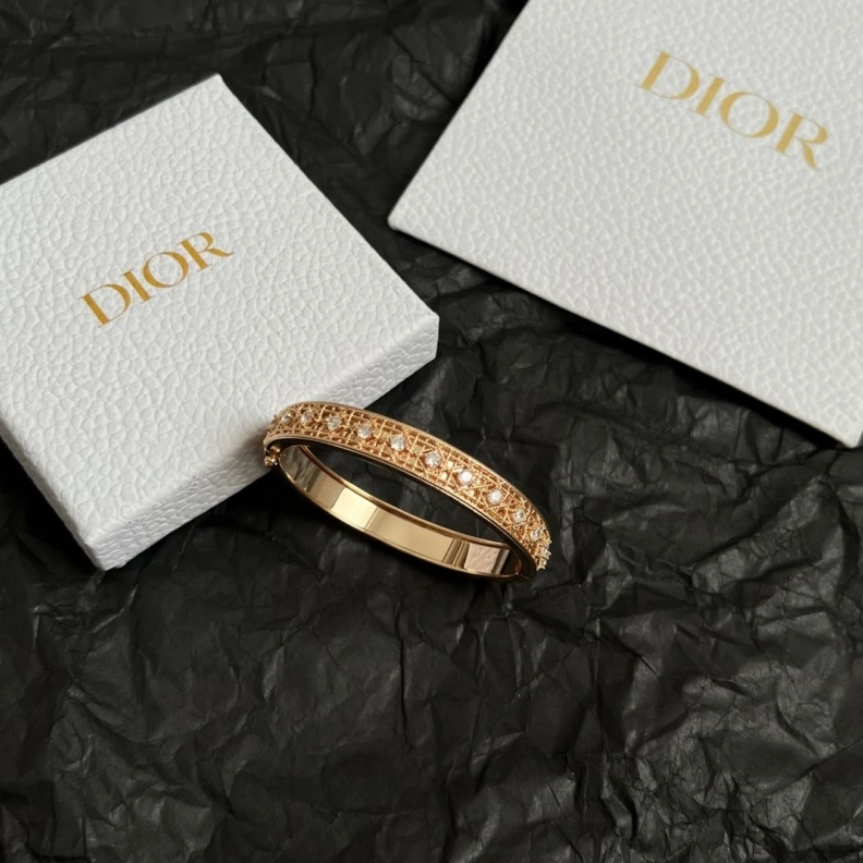 EasyMatch Christian Dxxr Bracelets 294597