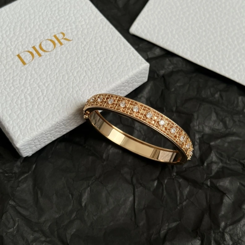 EasyMatch Christian Dxxr Bracelets 294597