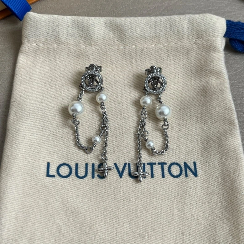 LX Earrings Practical 309402
