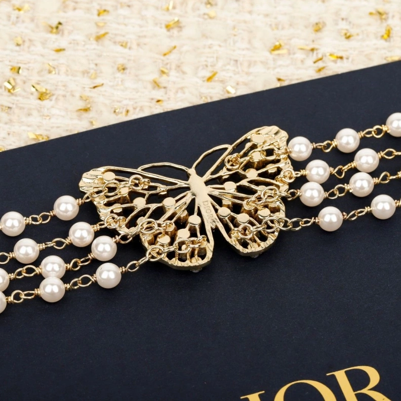 Flexible Christian Dxxr Necklaces 294328