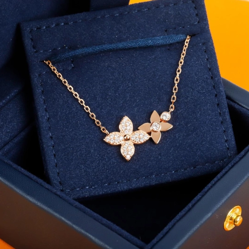 LX Necklaces WellDesigned 309245