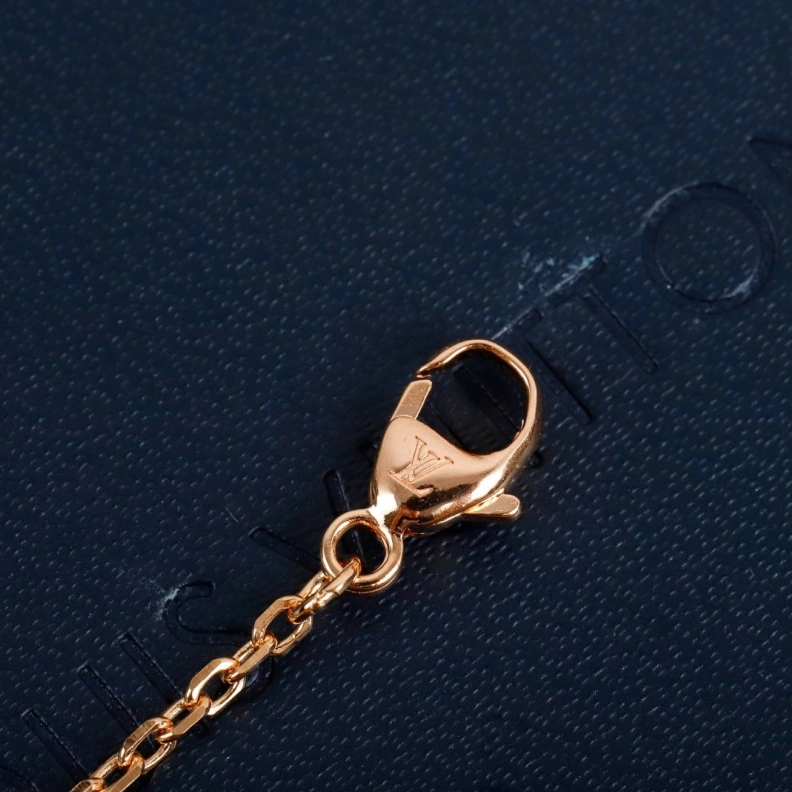 LX Necklaces WellDesigned 309245