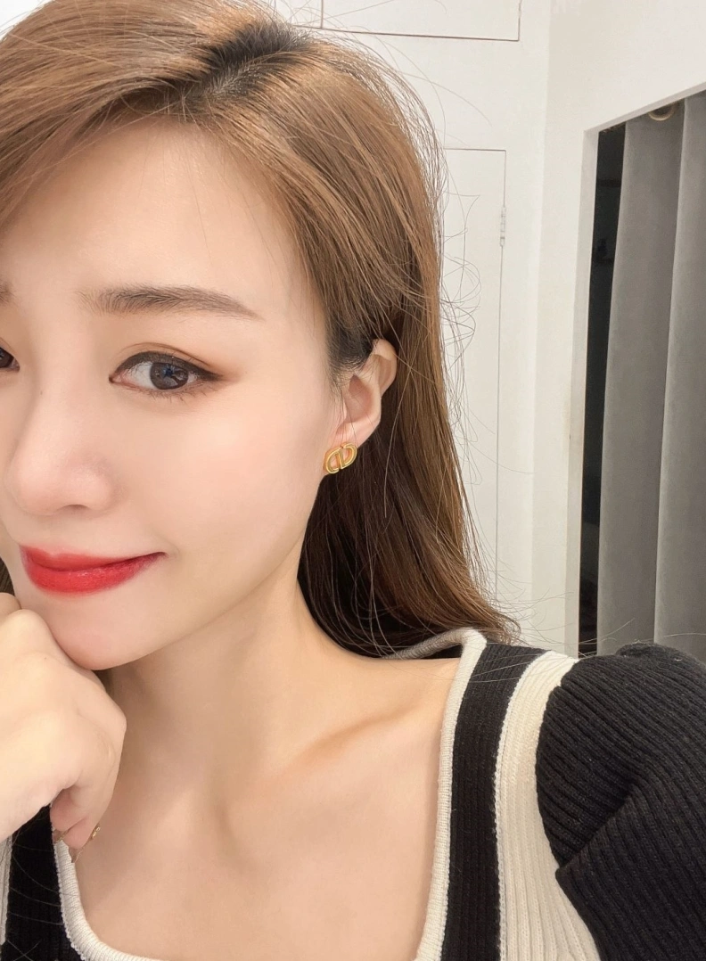 Christian Dxxr Earrings Efficient 294435
