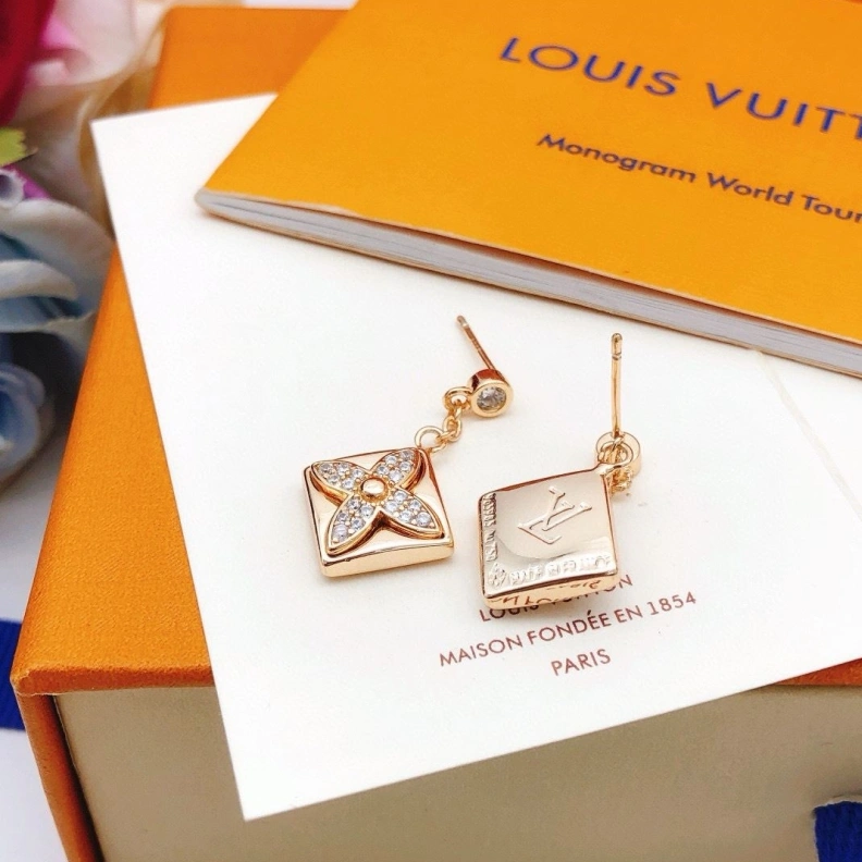 Compact LX Earrings 309395