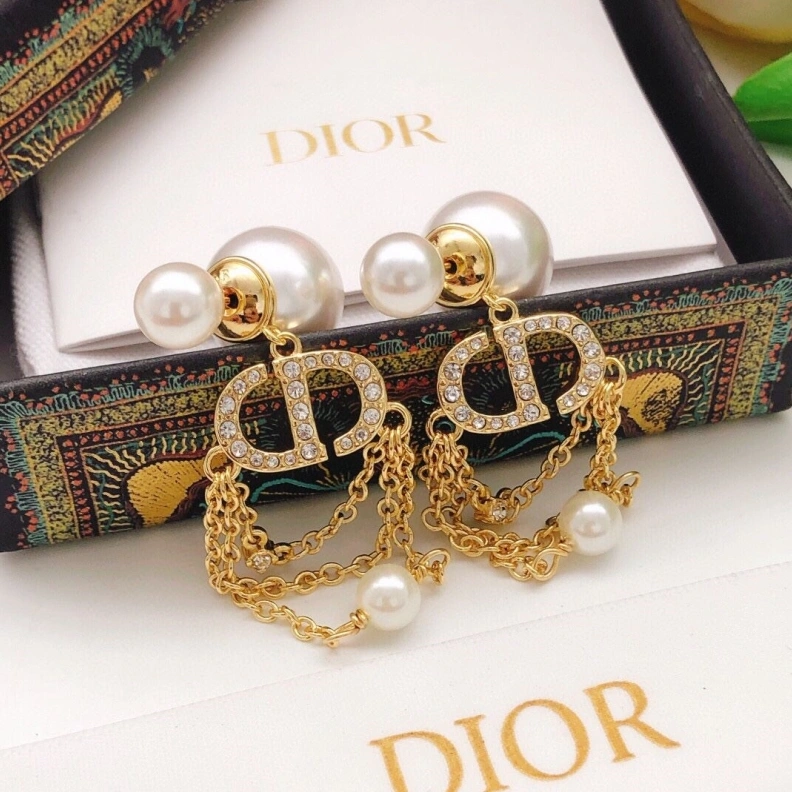 Soft Christian Dxxr Earrings 294433