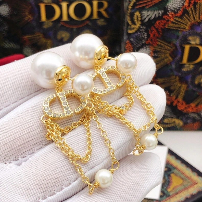 Soft Christian Dxxr Earrings 294433