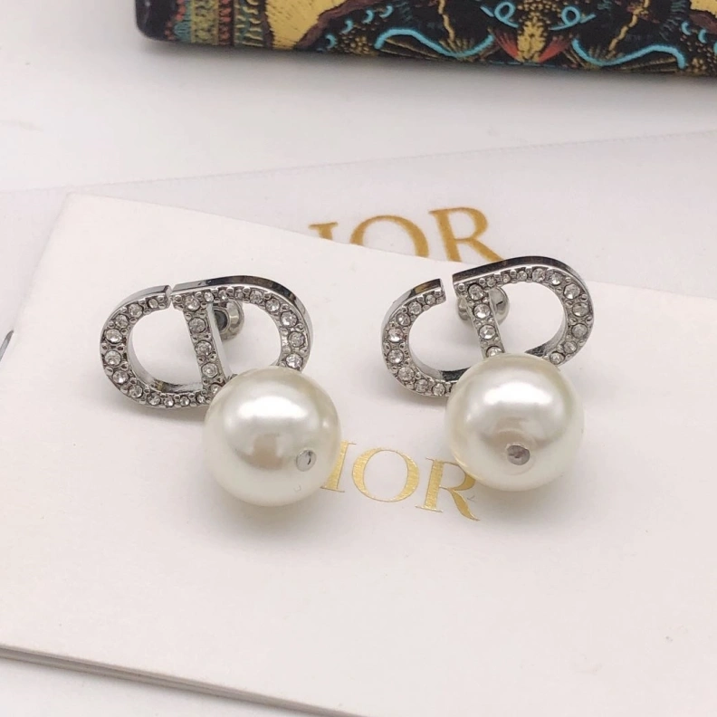 HighQuality Christian Dxxr Earrings 294430