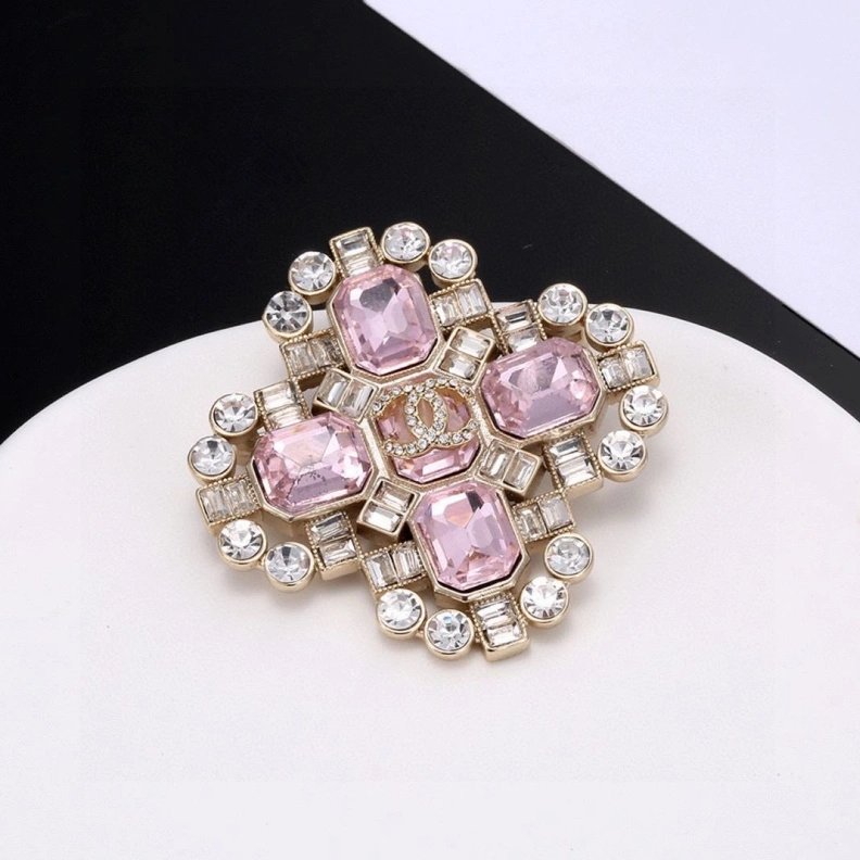 Chxnxl Brooches WellDesigned 287736