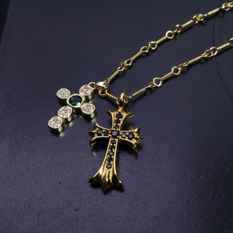 Stylish Chrxmx Hxxrts Necklaces 297668