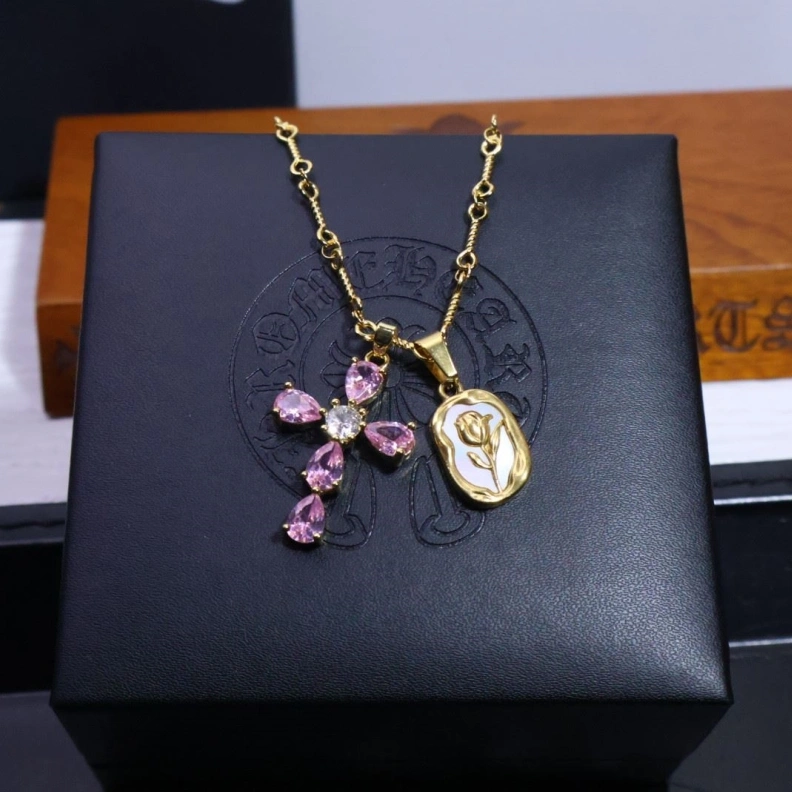 Chrxmx Hxxrts Necklaces Durable 297672