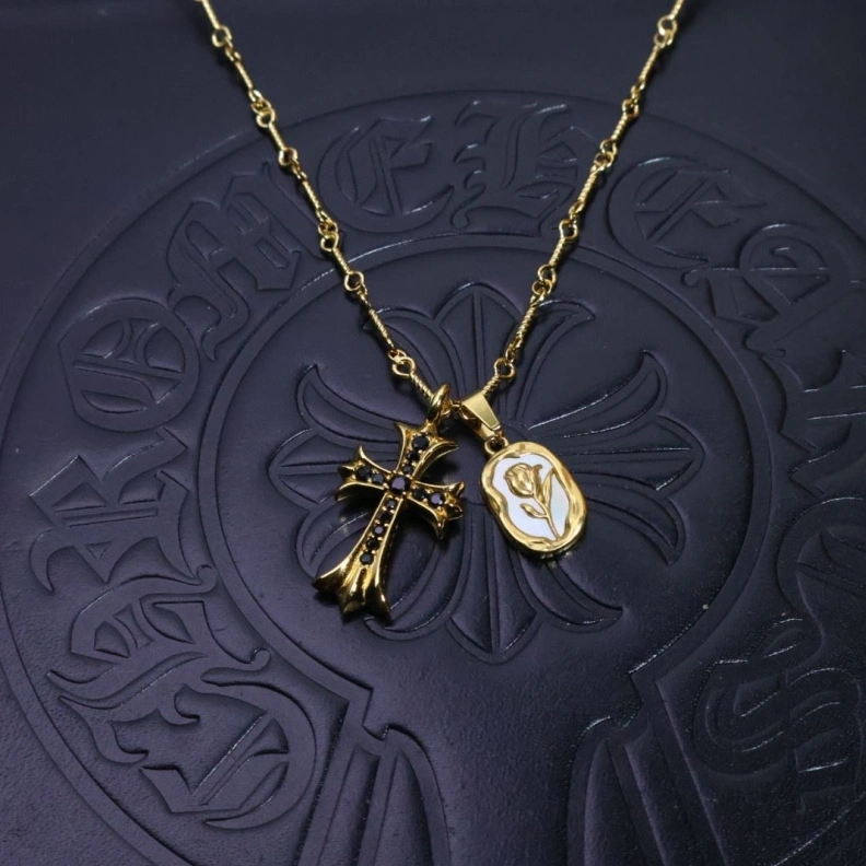 Durable Chrxmx Hxxrts Necklaces 297663