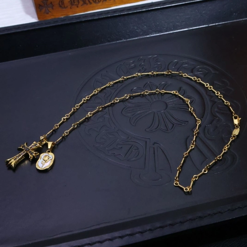 Durable Chrxmx Hxxrts Necklaces 297663