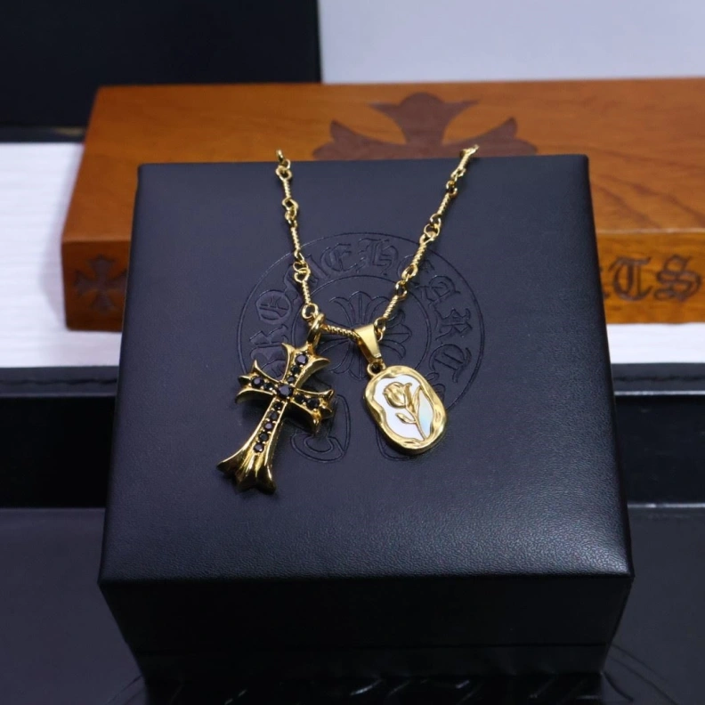 Durable Chrxmx Hxxrts Necklaces 297663